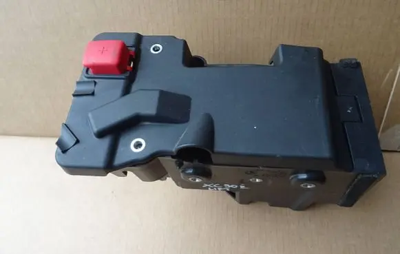 Volvo XC90 Battery box tray 31652062 BQ2FA