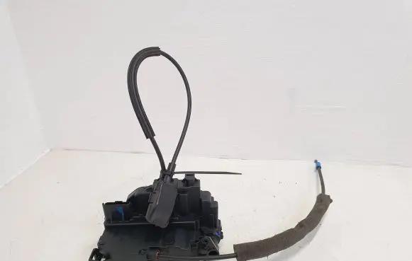 Renault Kangoo II Loading door lock 8200542399D