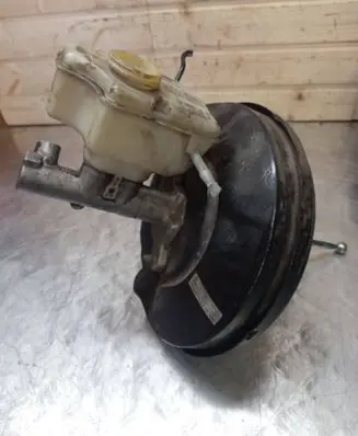 Volkswagen Golf V Brake booster 0204051068 1K1614105AJ