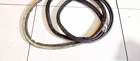 Honda FR-V Trunk rubber seal (body) 