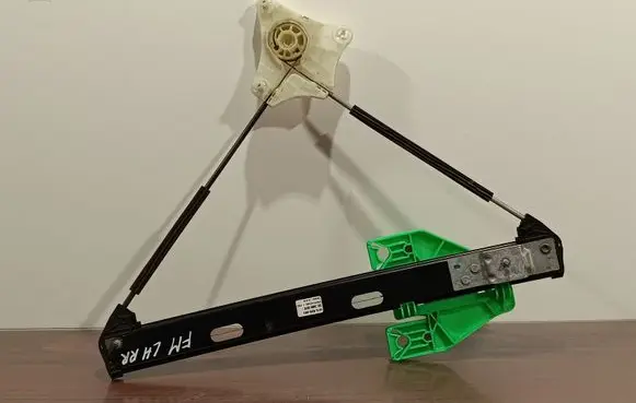 Cupra Formentor Rear window lifting mechanism without motor 5FA839461 SE38002S