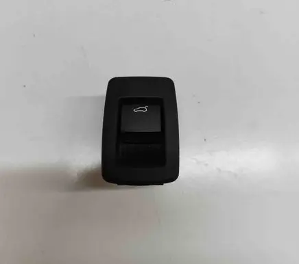 BMW X1 F48 F49 Tailgate/boot open switch button 9299447