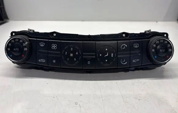 Mercedes-Benz E W211 Climate control unit 2118300385