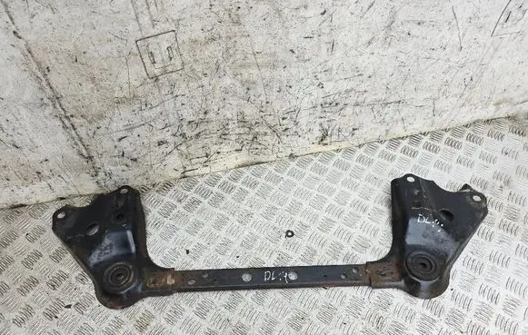 Nissan Juke I F15 Radiator mount bracket 