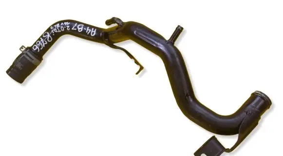 Audi A4 S4 B7 8E 8H Engine coolant pipe/hose 03G121071A