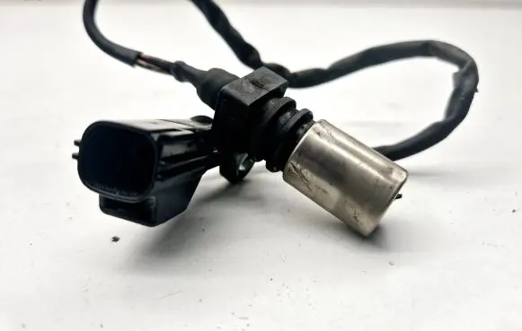 Volvo S60 Crankshaft position sensor 0296000650 1275599