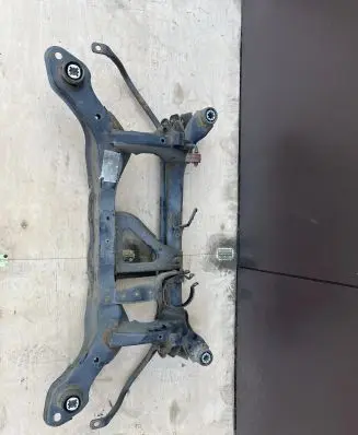 Volvo XC60 Rear subframe 