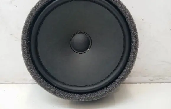 Audi A6 S6 C8 4K Front door speaker 4K0035415