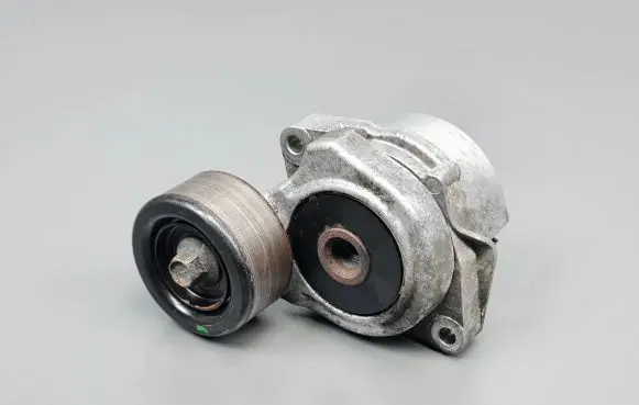 Honda Accord Generator/alternator belt tensioner JH23