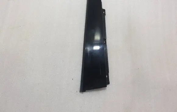 Volvo XC40 Rear door glass trim molding 31448393 BD1UC