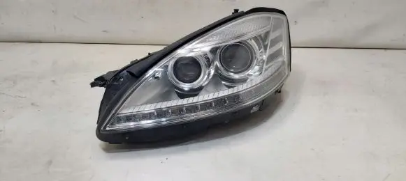 Mercedes-Benz S W221 Headlight/headlamp A2218204939