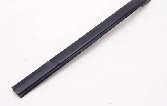 Mitsubishi Pajero Roof trim bar molding cover PAJERO_III_99-06_LISTWA_DACHOWA_LEWY_PRZÓD_3d