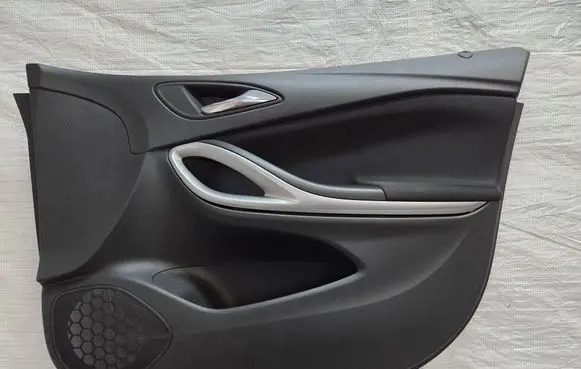 Opel Astra K Front door card panel trim 2515653