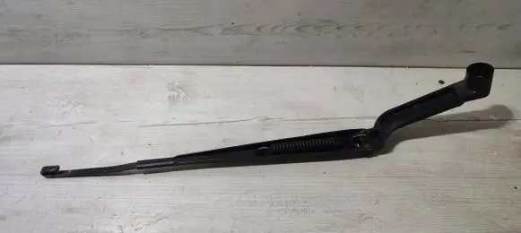 Nissan Qashqai Windshield/front glass wiper blade X8652