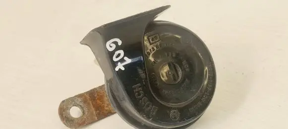 Peugeot 607 Horn signal E9011157