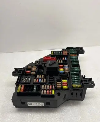 BMW 5 F10 F11 Fuse module 9210857 117033452