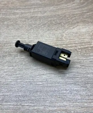 Audi A3 S3 8L Brake pedal sensor switch 191945515B