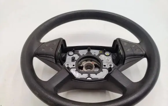 Mercedes-Benz B W245 Steering wheel