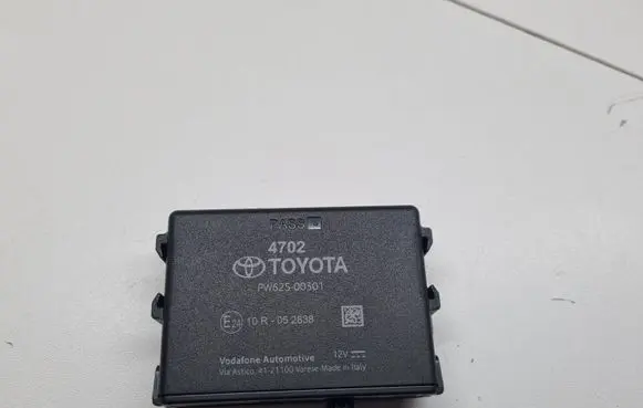 Toyota Auris E180 Other control units/modules PW62500301 10R052838 4702