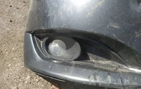 Toyota Auris 150 Front bumper lower grill
