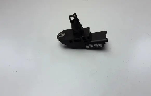 Sensor