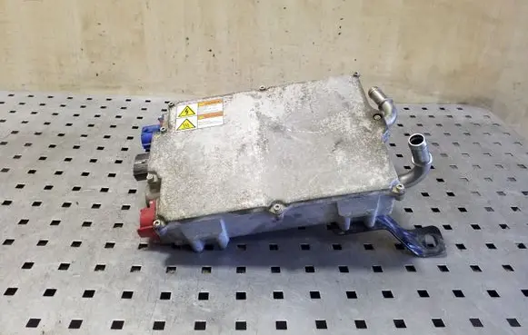Tesla Model S Voltage converter inverter 102866500C