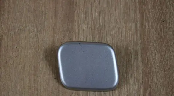 Headlight washer spray nozzle cap/cover