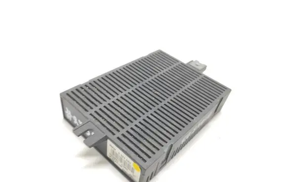 BMW 7 E65 E66 Light module LCM 037069063 6922663