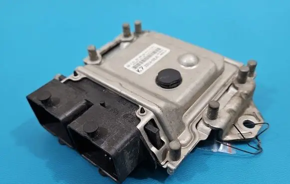 Suzuki Swift II Engine control unit/module ECU 0261S07288 IMPRK1597706