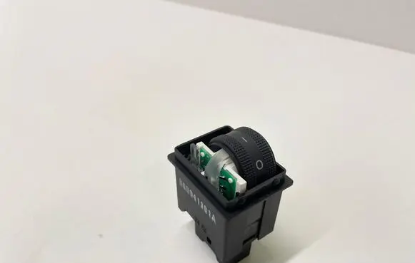 Audi A4 S4 B8 8K Headlight level height control switch 8K0941301A