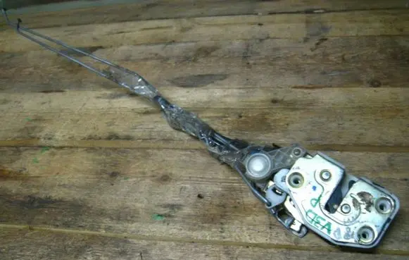 Honda Civic Front door lock