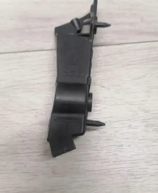 Audi A4 S4 B8 8K Front bumper mounting bracket 8K0807283