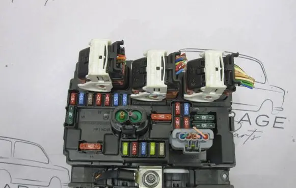 Citroen C3 BSM Control unit 9667199780