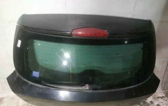 Opel Astra H Tailgate/trunk/boot lid juodas