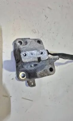 Dodge Durango III Engine mounting bracket 68275984AA