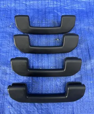DS Automobiles 7 Crossback A set of handles for the ceiling 