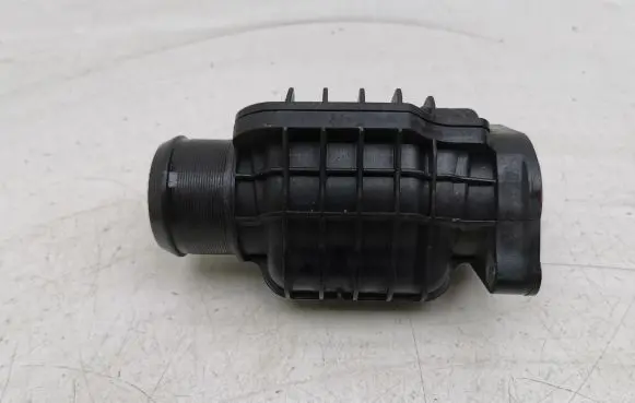 Intake resonator