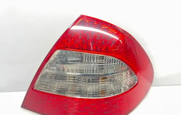 Mercedes-Benz E W211 Rear/tail lights A2118202664
