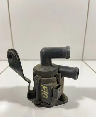 BMW 5 F10 F11 Electric auxiliary coolant/water pump 17669711 701899030 9167206