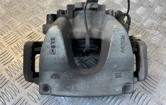 Land Rover Range Rover Evoque L538 Front brake caliper A426M