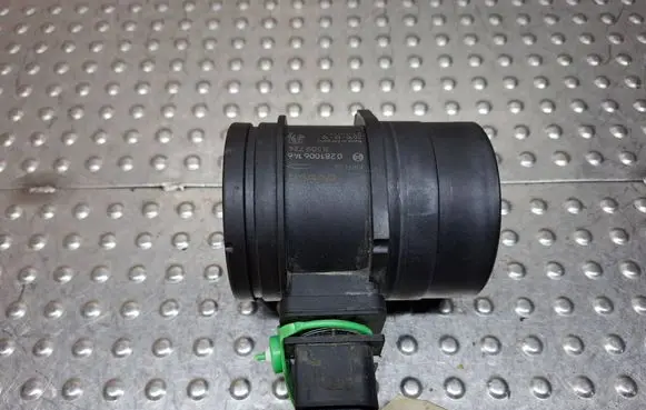 BMW 1 E81 E87 Mass air flow meter S27705756 8509724