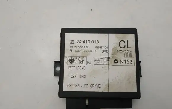 Opel Zafira A Central body control module GM24410018 24410018