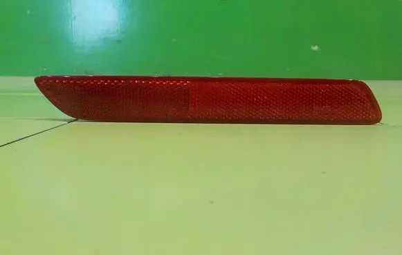Honda CR-V Rear tail light reflector 