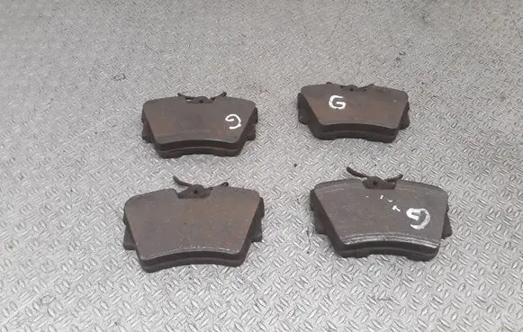 Nissan Primastar Brake pads (rear)