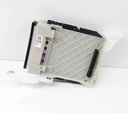 Toyota C-HR I Central body control module 63587132 82730F4010B