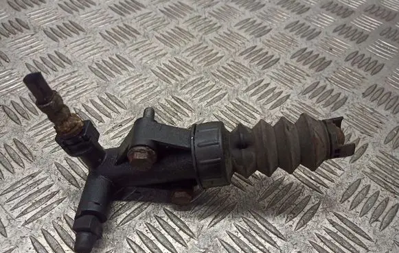 Fiat Grande Punto Clutch slave cylinder 55183442