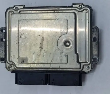 Ford Focus Engine control unit/module CV6112A650YH CV6A12B684BB 0261S08473