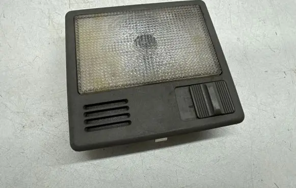 Audi 80 90 S2 B4 Front seat light 443947105E