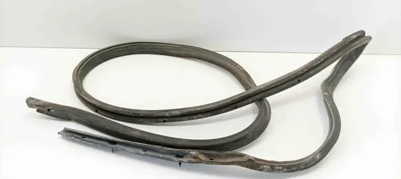 Mercedes-Benz SL R129 Rubber seal front door (on door) A1297200278