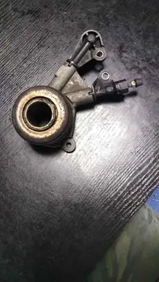 Mercedes-Benz Vito Viano W638 Clutch slave cylinder 0002541808